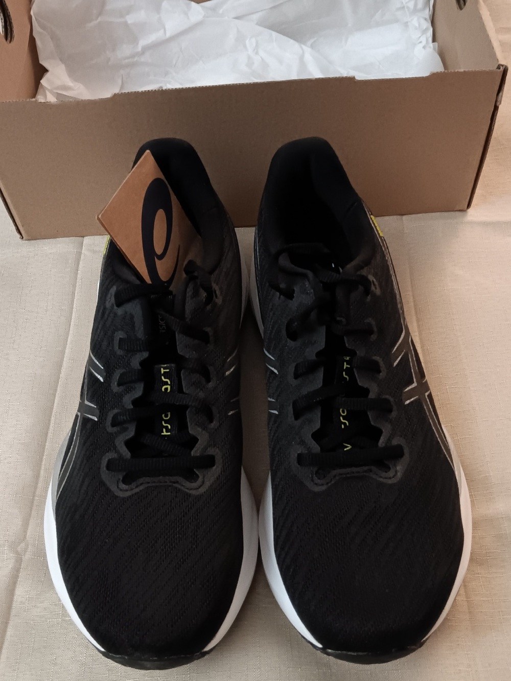 ASICS Versablast 4 woman’s Athletic Running Shoes
